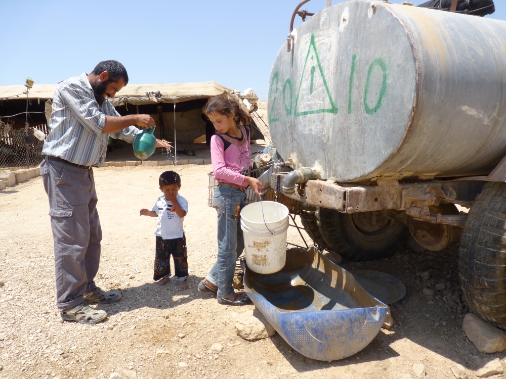 Barrage sur l'Euphrate, symbole des tensions hydriques